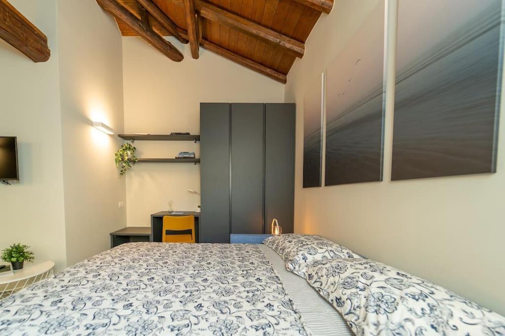 Moderno Appartamento A 200 Metri Dal Duomo Como Exterior foto